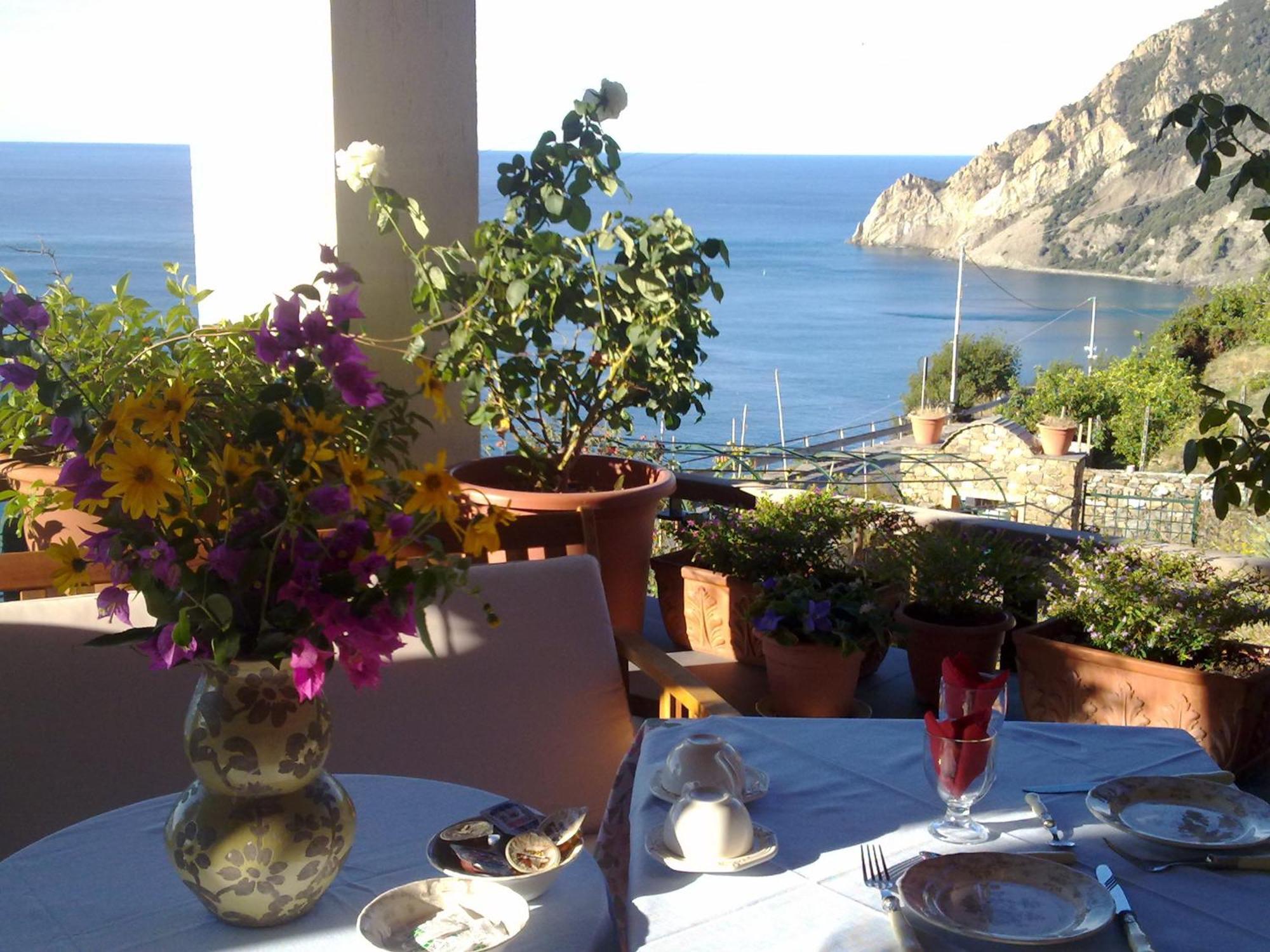 LA SERRA SUL MARE BED & BREAKFAST • MONTEROSSO AL MARE • 3⋆ ITALY • RATES  FROM €188